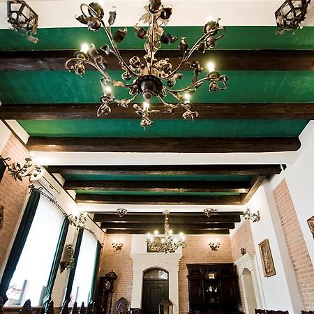 Hotel Restauracja Pod Parowozem Ostrowiec Świętokrzyski المظهر الخارجي الصورة