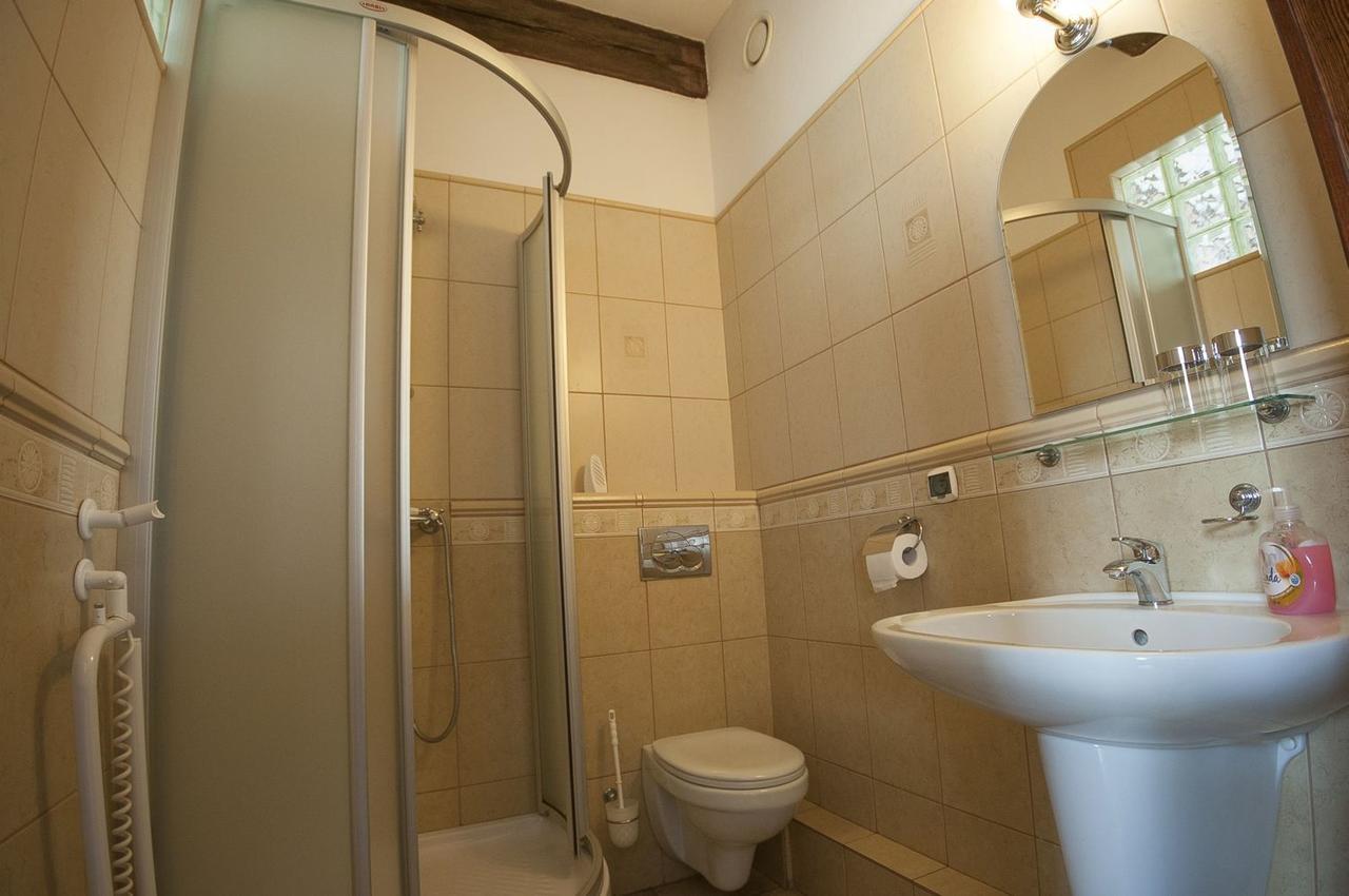Hotel Restauracja Pod Parowozem Ostrowiec Świętokrzyski المظهر الخارجي الصورة