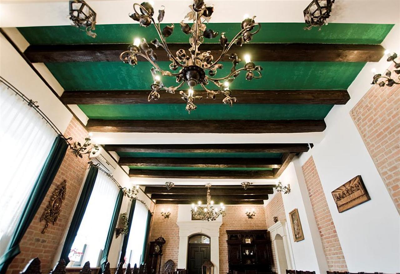 Hotel Restauracja Pod Parowozem Ostrowiec Świętokrzyski المظهر الخارجي الصورة